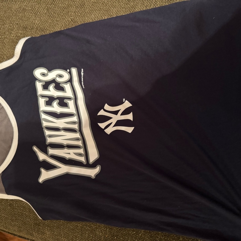 Genuine Merchandise Yankees Navy Tank Top